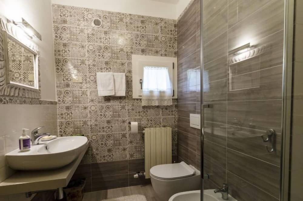 Photo of Bathroom in Casale