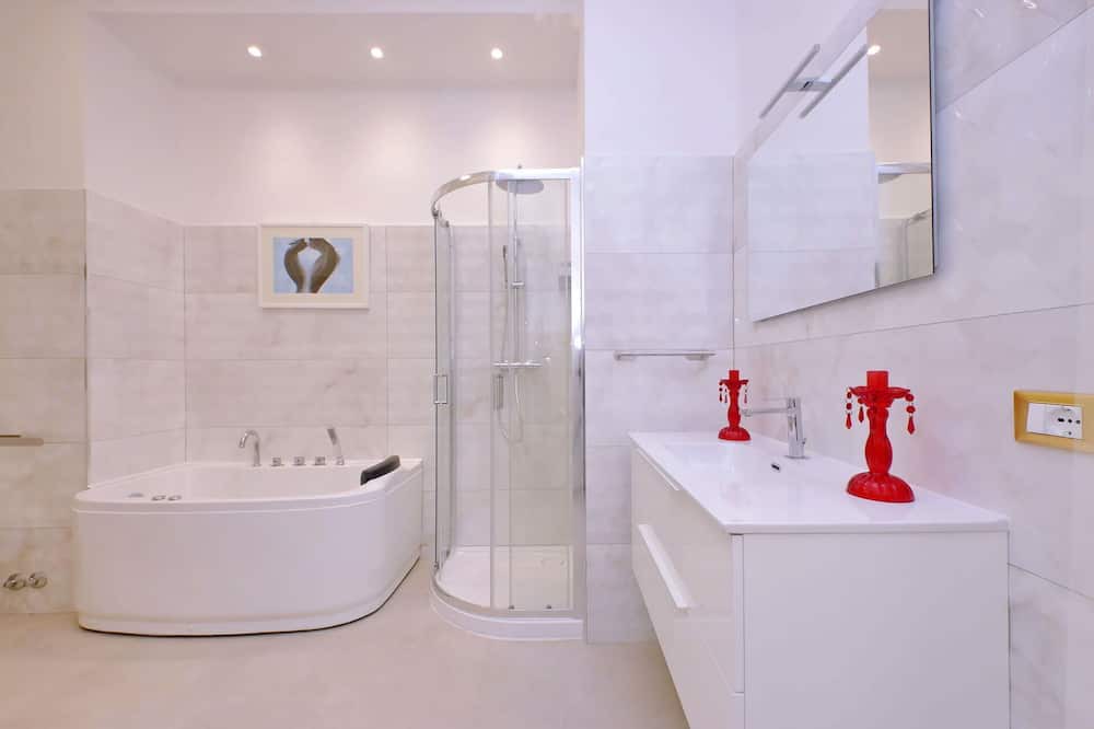 Photo of Bathroom in Rione IV Campo Marzio