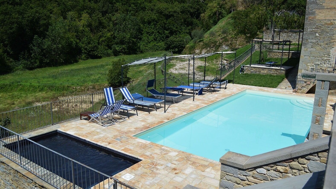 Photo of Outdoor in Montone