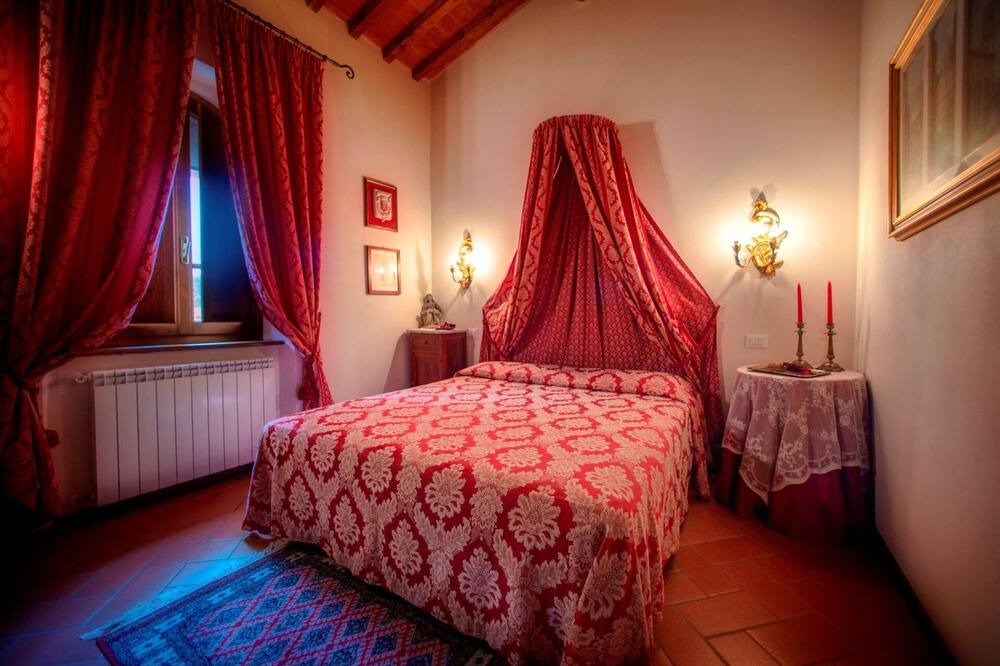 Photo of Bedroom in Bibbiena