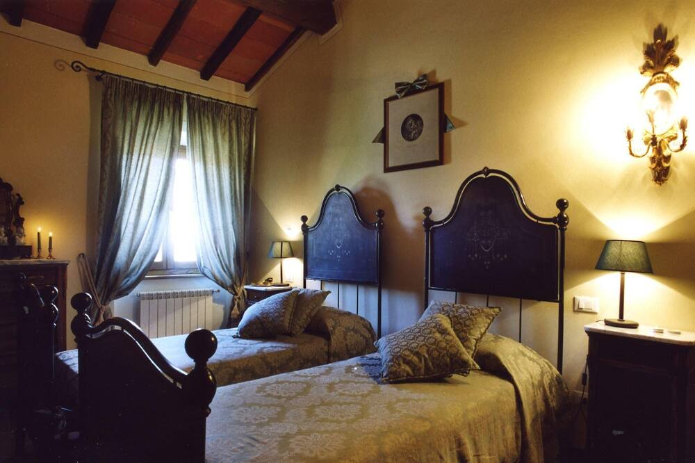 Photo of Bedroom in Bibbiena