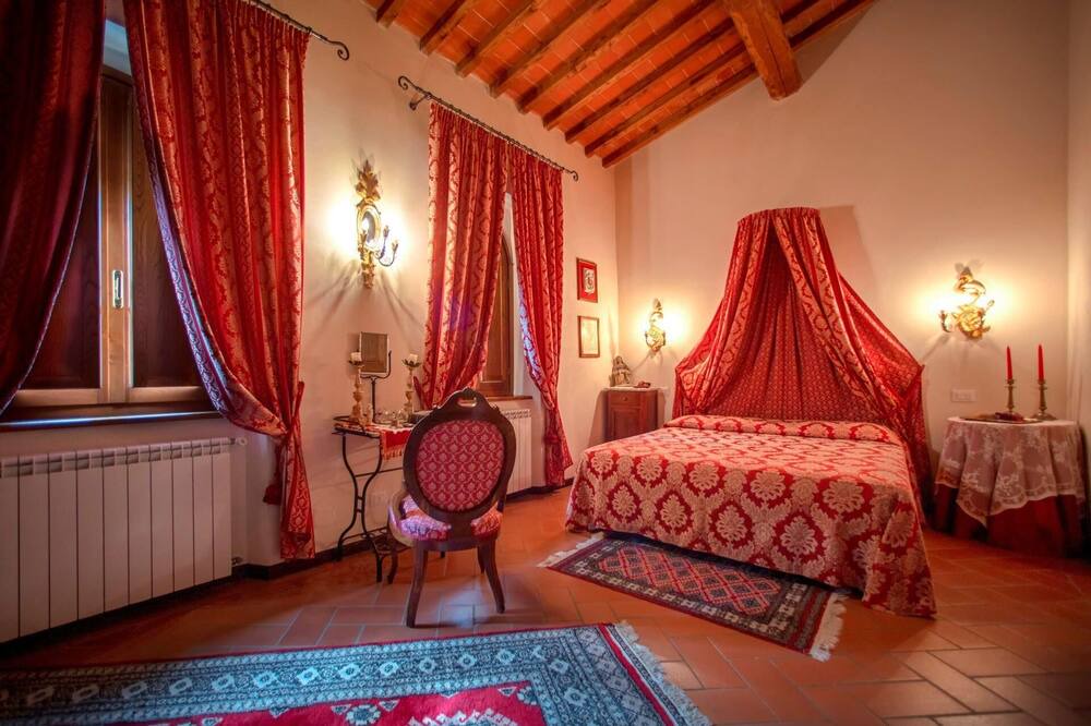 Photo of Bedroom in Bibbiena