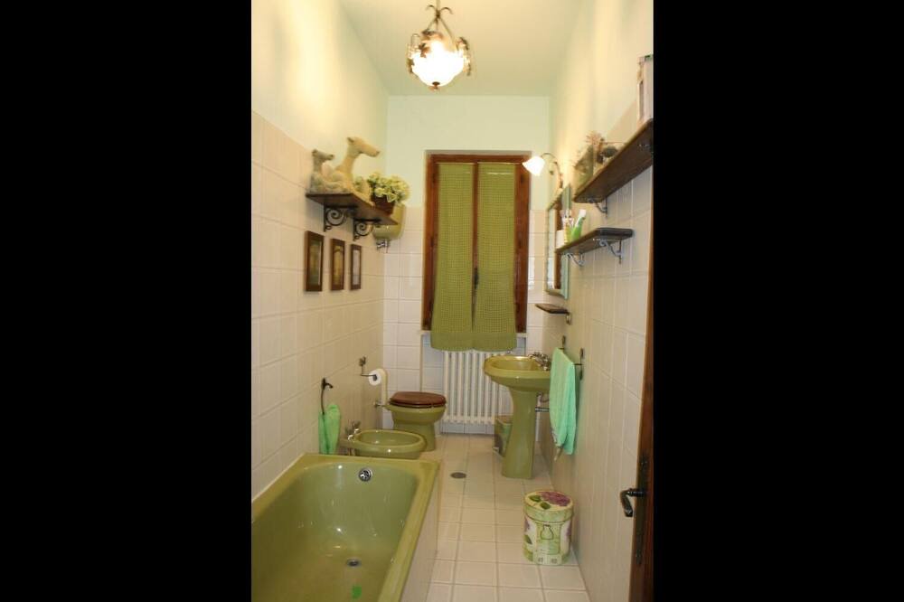 Photo of Bathroom in Scheggia