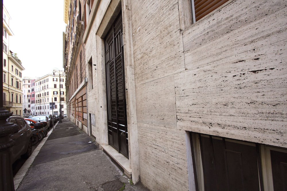 Photo of Outdoor in Monti