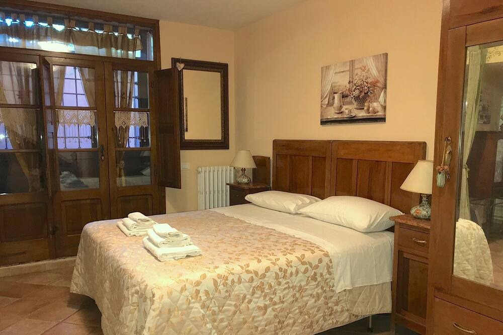 Photo of Bedroom in Villa Adriana