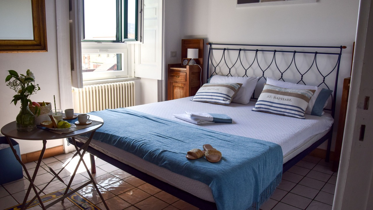 Photo of Bedroom in Historical Downtown Salerno