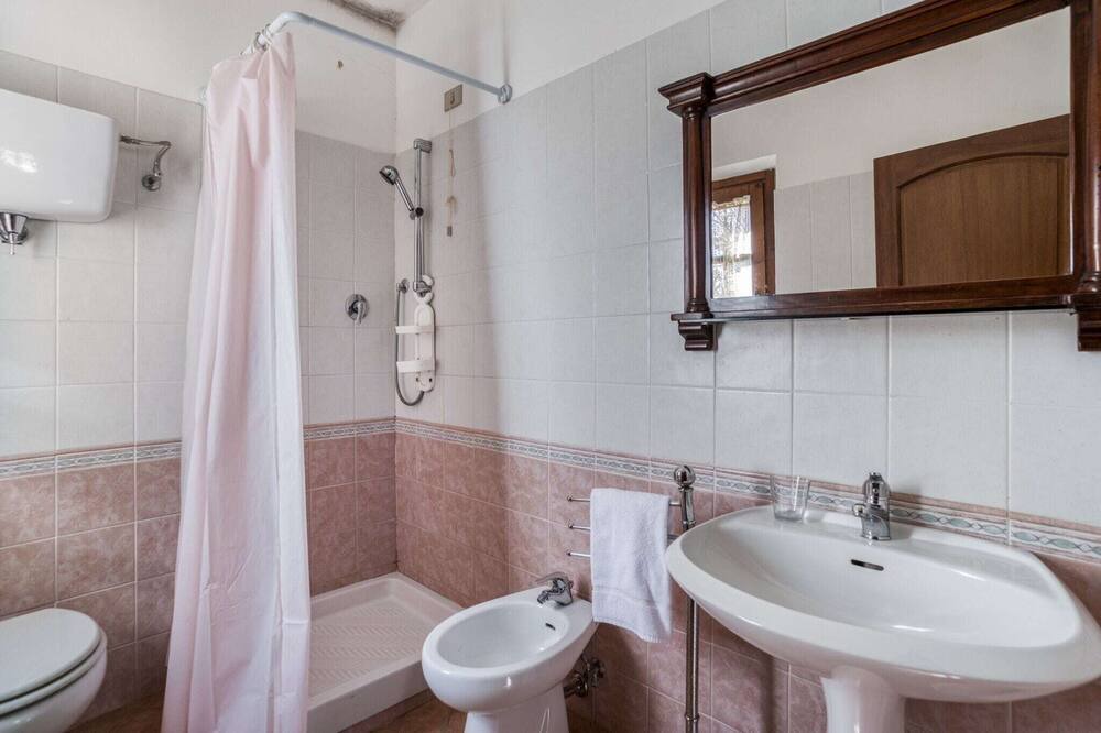 Photo of Bathroom in Citerna