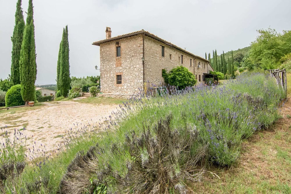 Photo of Outdoor in Massa Martana