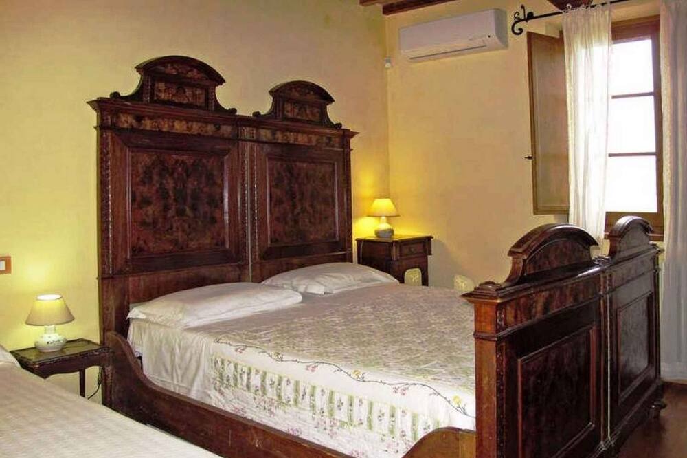 Photo of Bedroom in Ramazzano