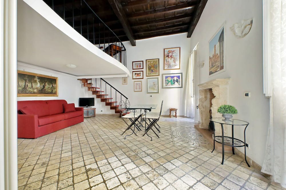 Photo of Livingroom in Rione VIII Sant'Eustachio