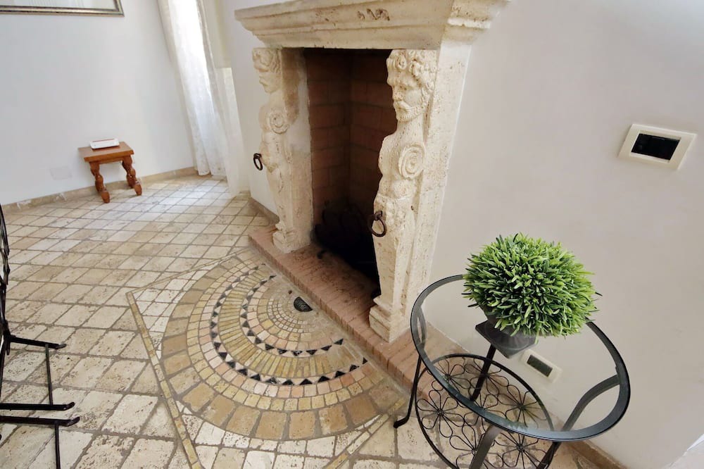 Photo of Livingroom in Rione VIII Sant'Eustachio