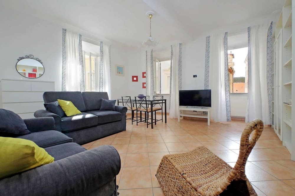 Photo of Livingroom in Rione II Trevi