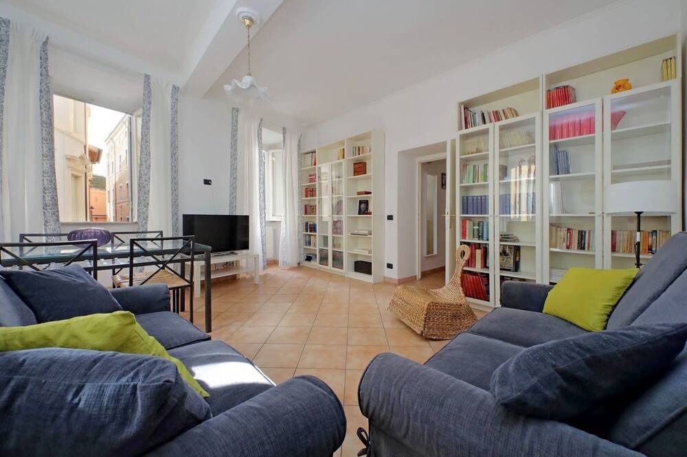 Photo of Livingroom in Rione II Trevi