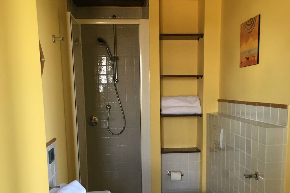 Photo of Bathroom in Corinaldo