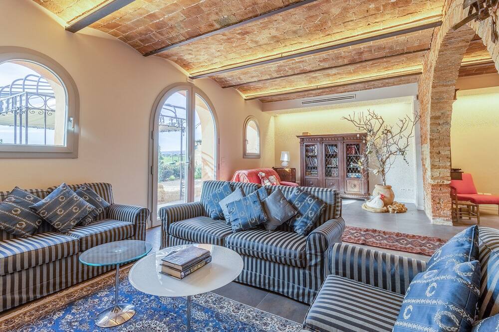 Photo of Livingroom in Montorsaio