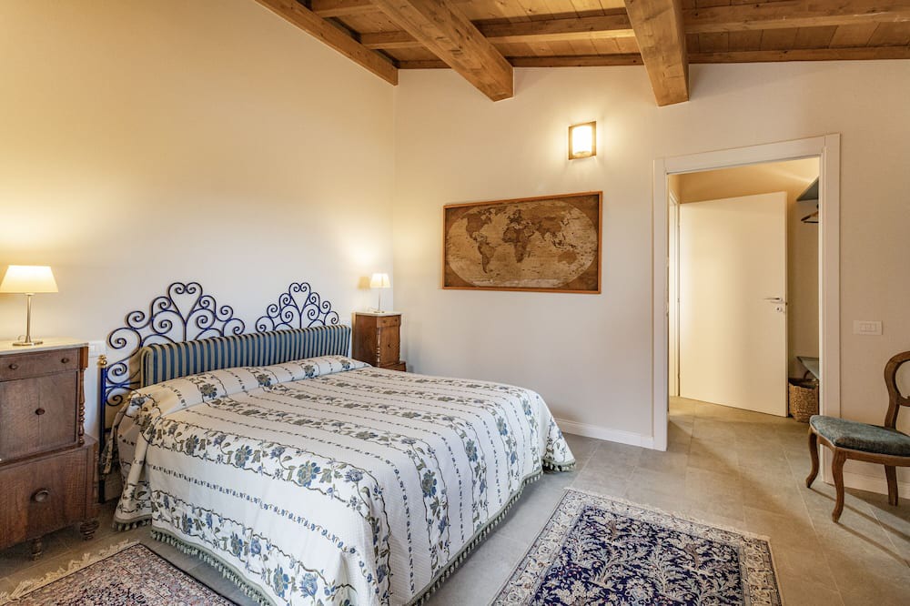 Photo of Bedroom in Montorsaio