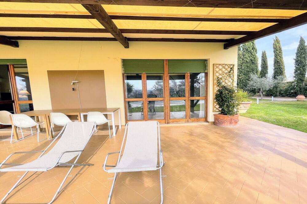Photo of Patio Balcony in Pietrauta