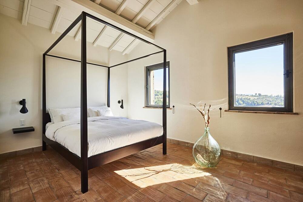 Photo of Bedroom in Montoro