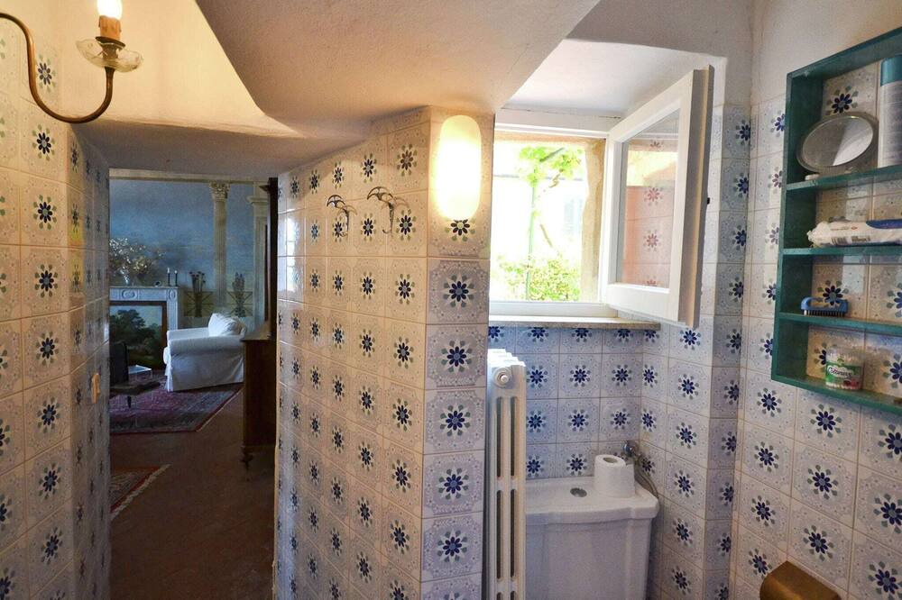 Photo of Bathroom in Montecastelli