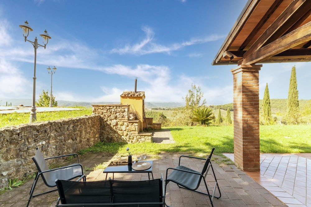 Photo of Patio Balcony in Giove