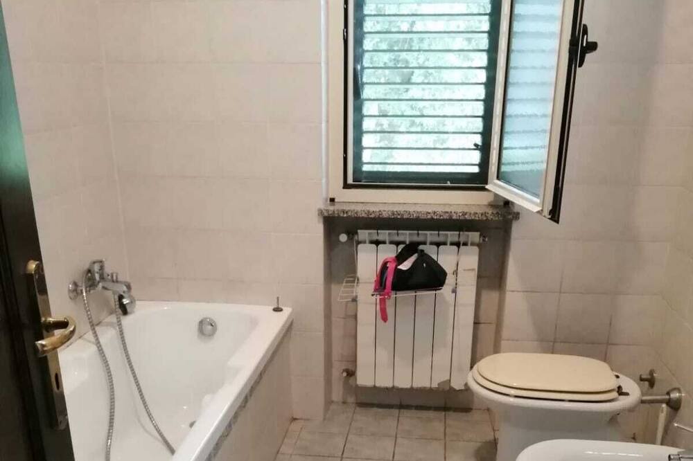 Photo of Bathroom in Policastro Bussentino
