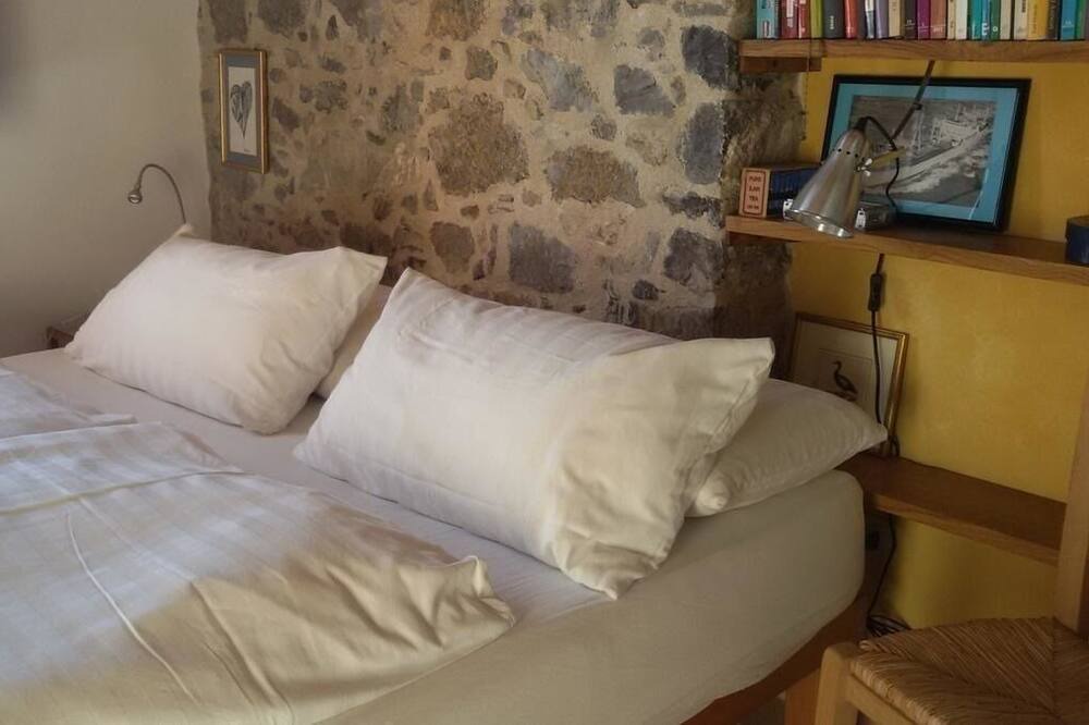 Photo of Bedroom in Tortorella