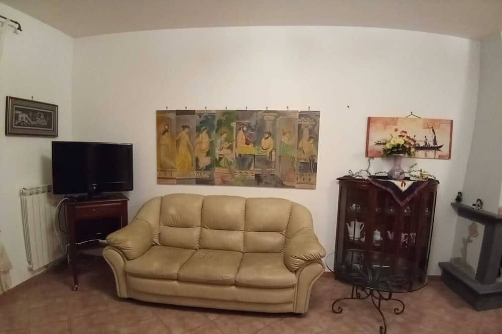 Photo of Livingroom in Tuscania