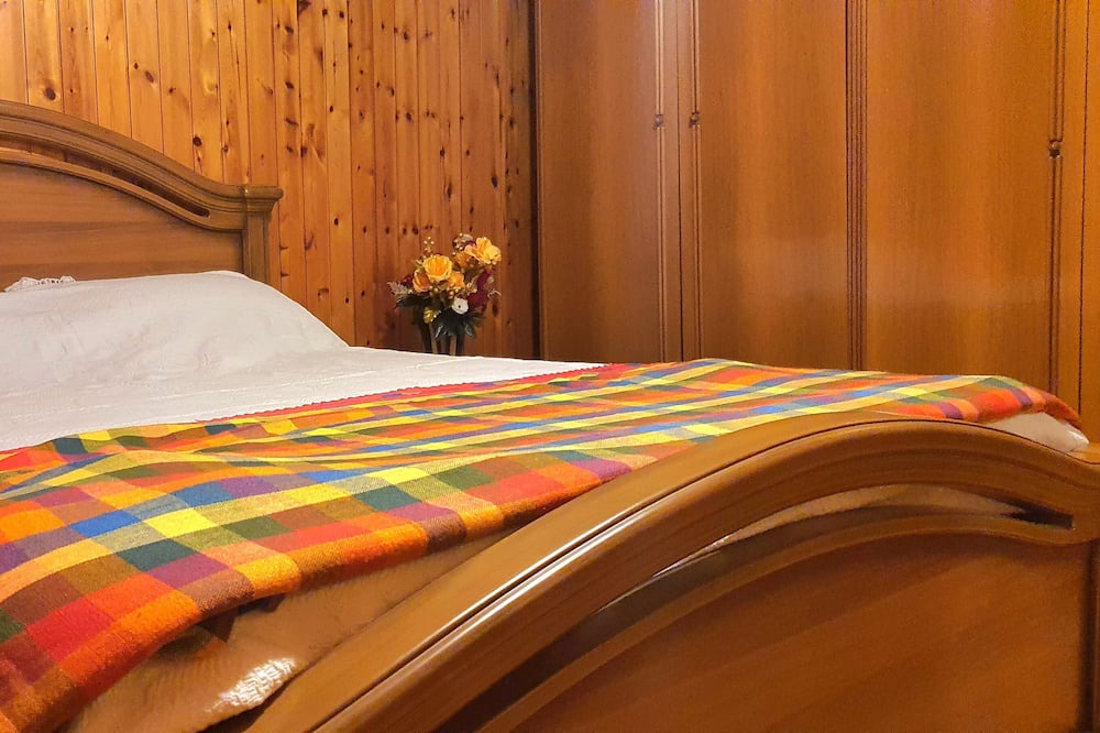 Photo of Bedroom in Poyaz