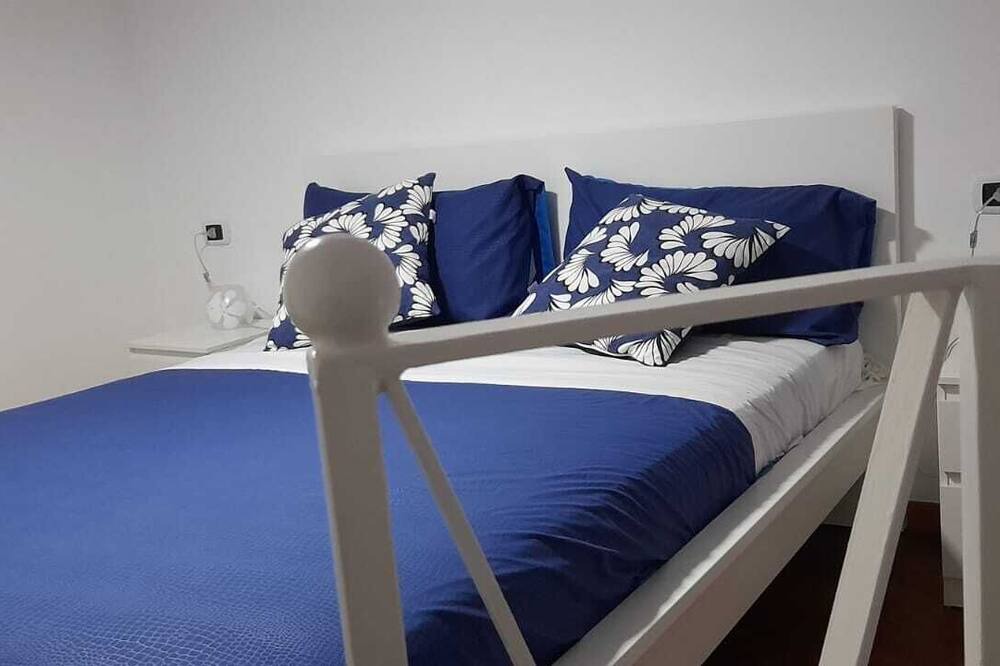 Photo of Bedroom in Portici