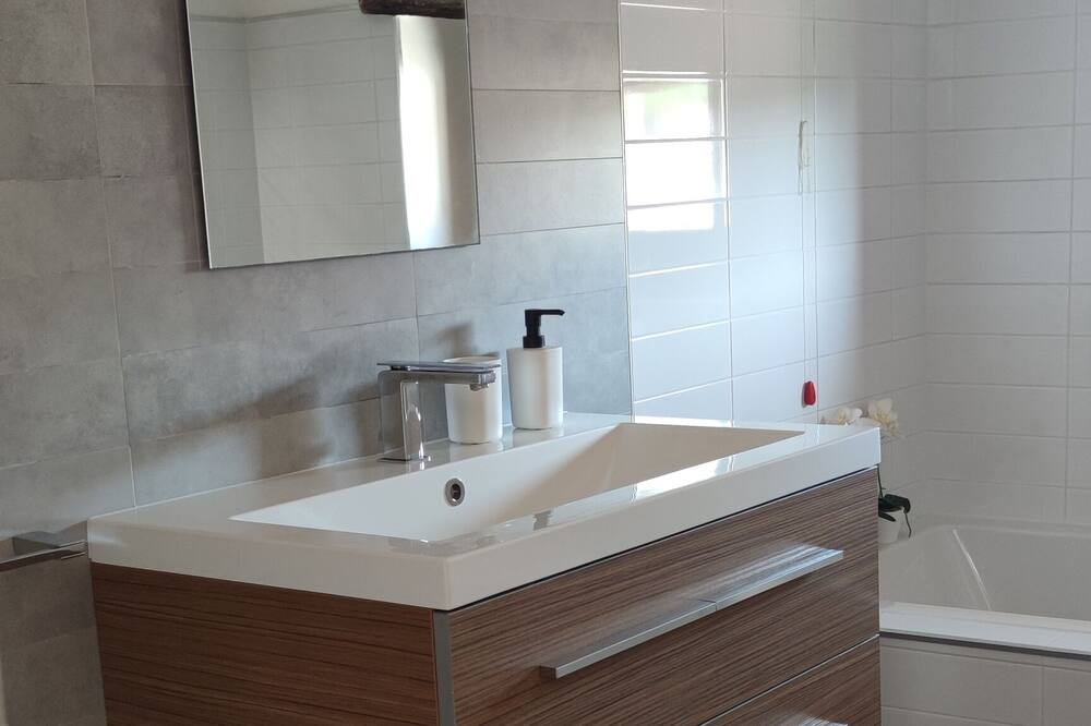 Photo of Bathroom in Ortona