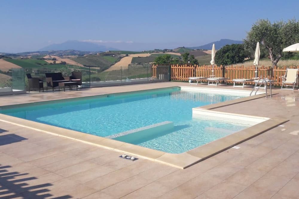 Photo of Outdoor in Carassai