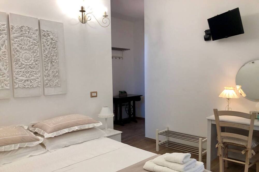 Photo of Bedroom in Carassai