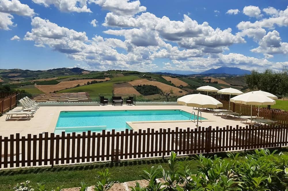 Photo of Outdoor in Carassai