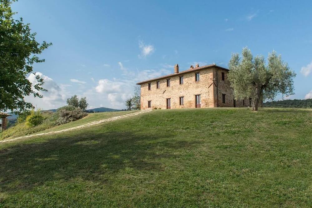 Photo of Outdoor in Compignano