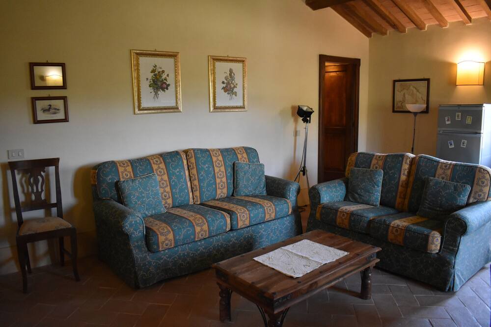 Photo of Livingroom in Compignano
