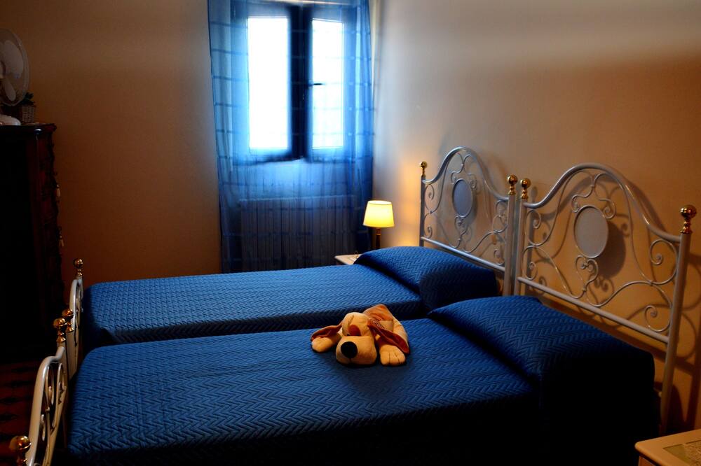 Photo of Bedroom in San Costanzo