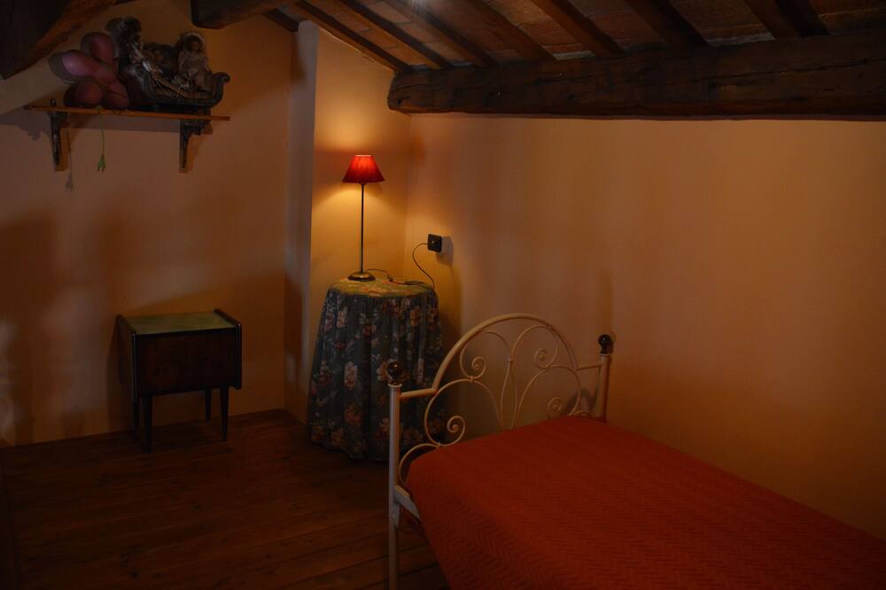 Photo of Bedroom in San Costanzo