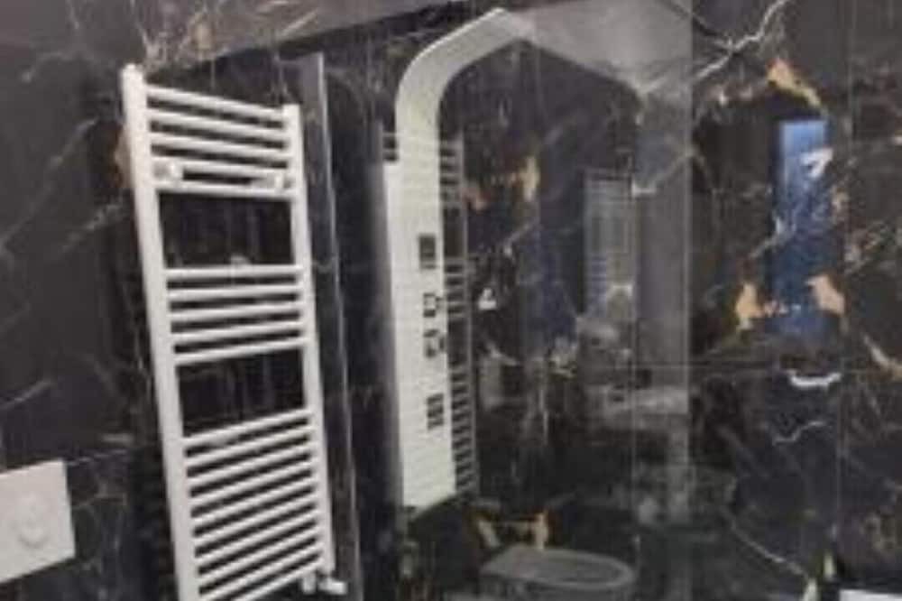 Photo of Bathroom in Mercato San Severino
