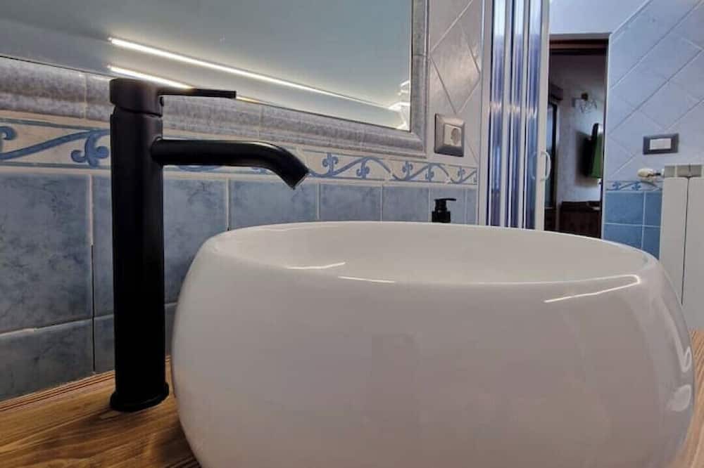 Photo of Bathroom in Castel di Sangro