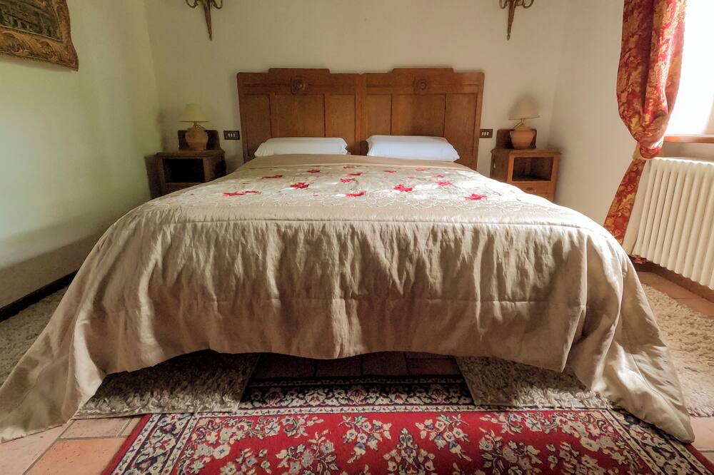 Photo of Bedroom in Caprese Michelangelo