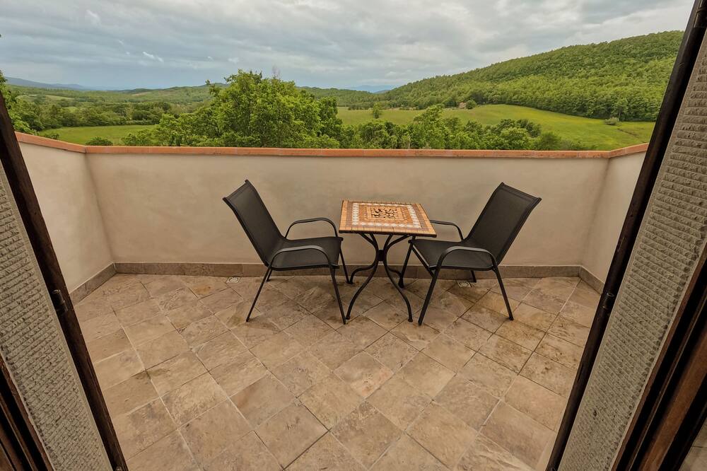 Photo of Outdoor in Caprese Michelangelo
