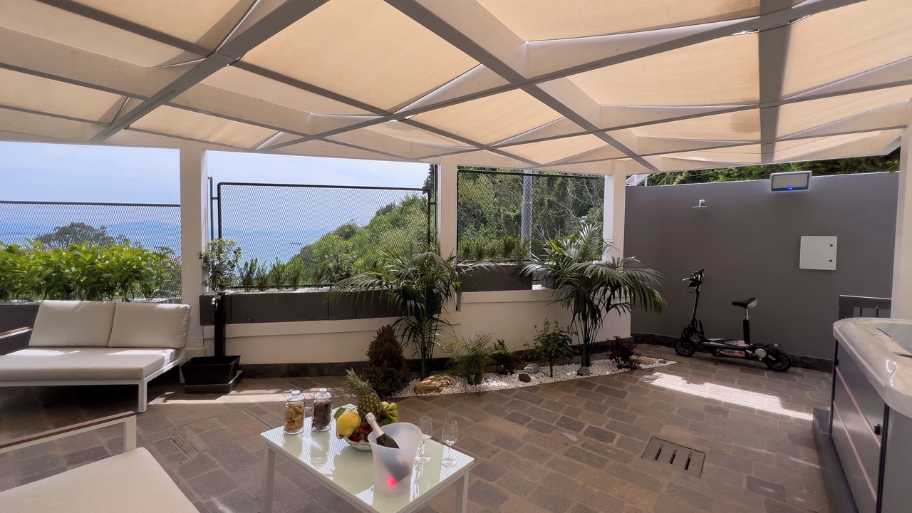 Photo of Outdoor in Raito