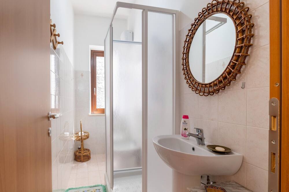 Photo of Bathroom in Polino