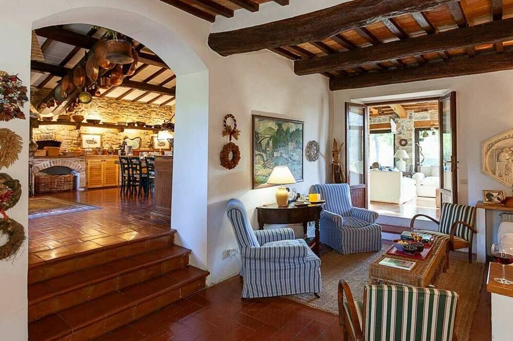 Photo of Livingroom in Ficulle