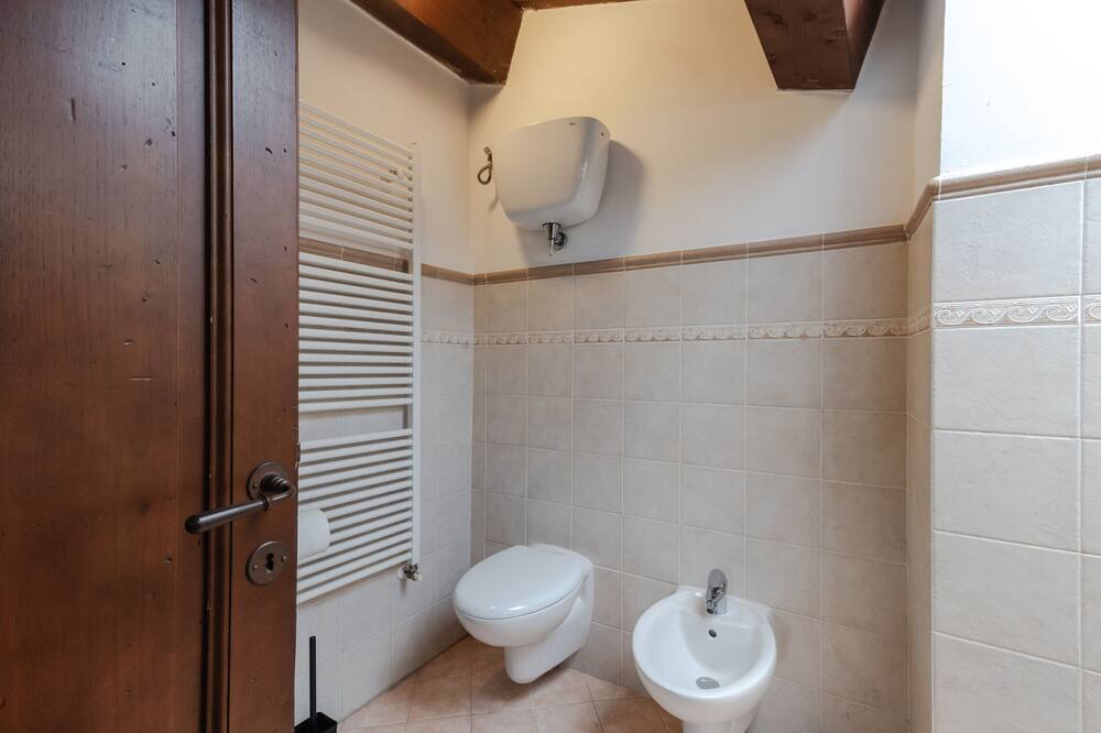 Photo of Bathroom in Santa Reparata