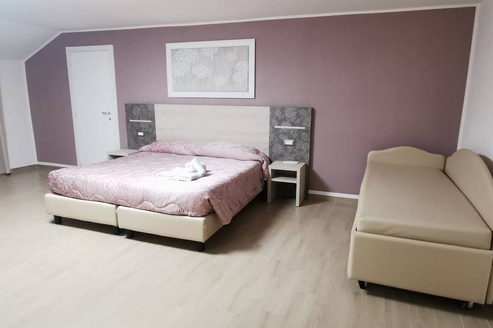 Photo of Bedroom in Campomarino