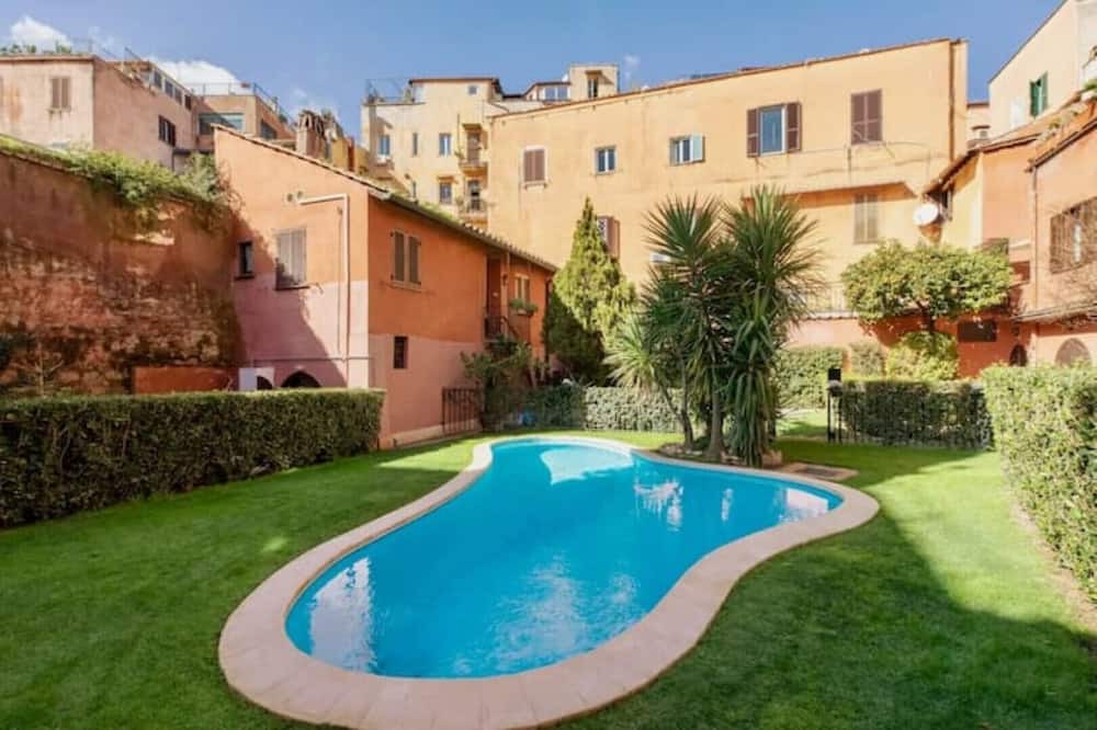 Photo of Outdoor in Trastevere