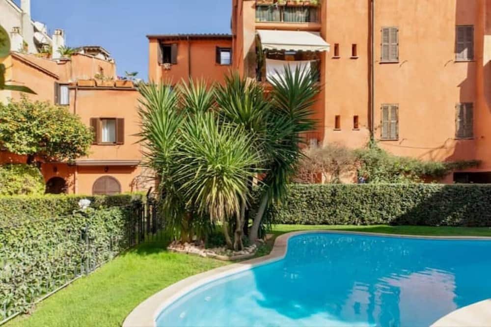 Photo of Outdoor in Trastevere