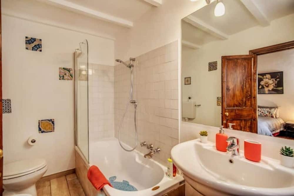 Photo of Bathroom in Trastevere