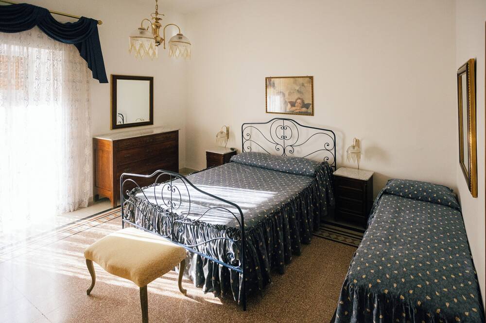 Photo of Bedroom in Sulmona
